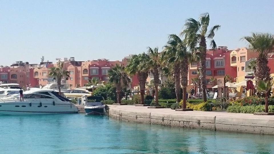 Apartman Eva Hurghada Bagian luar foto